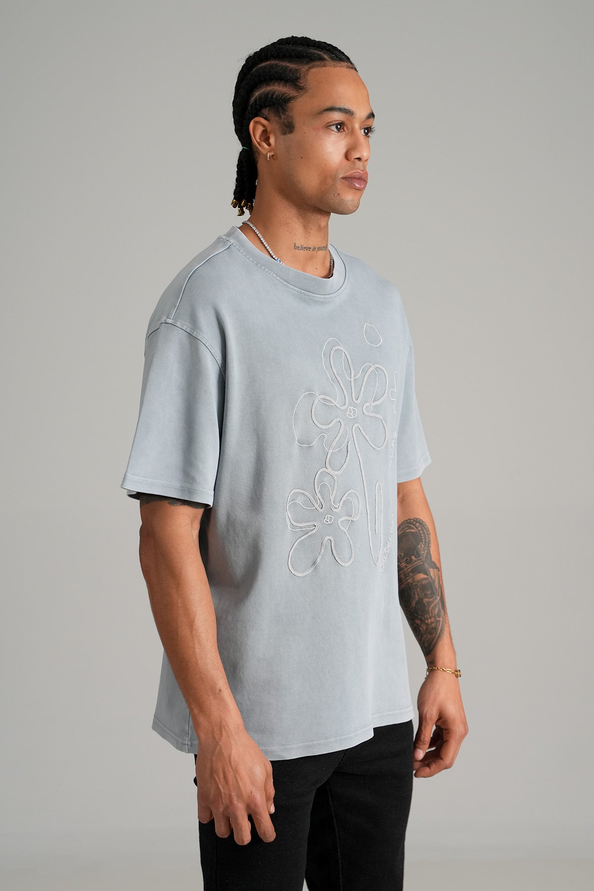 T-shirt « Flowers » – Gris