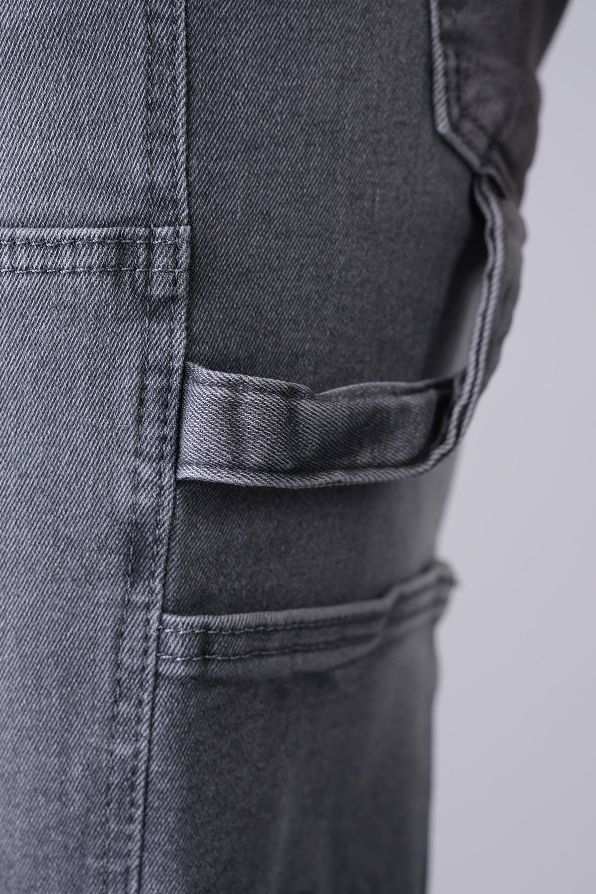 Jean « Le Flare » – Gris